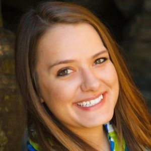 Meet your Posher, Cassandra